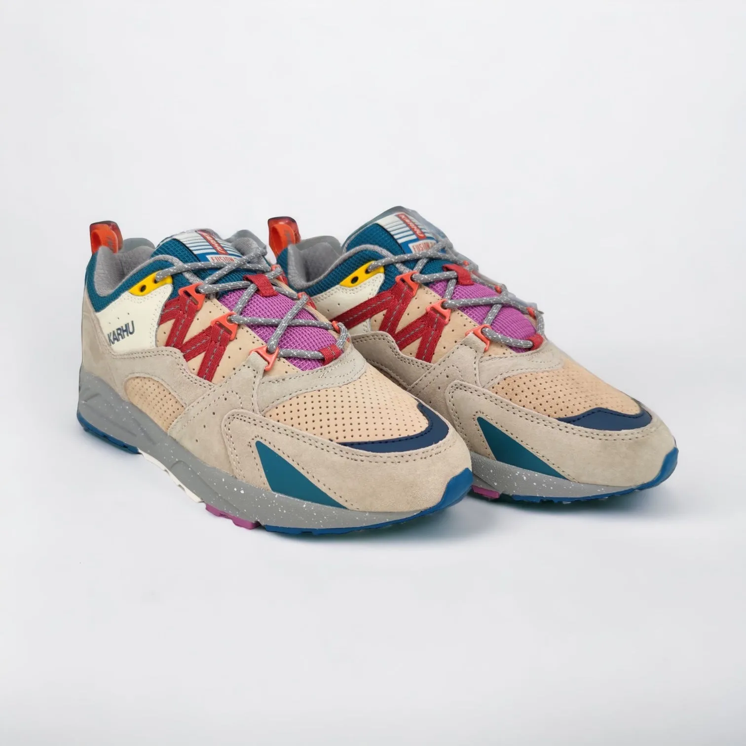 Karhu Fusion 2.0 Silver Lining / Mineral Red