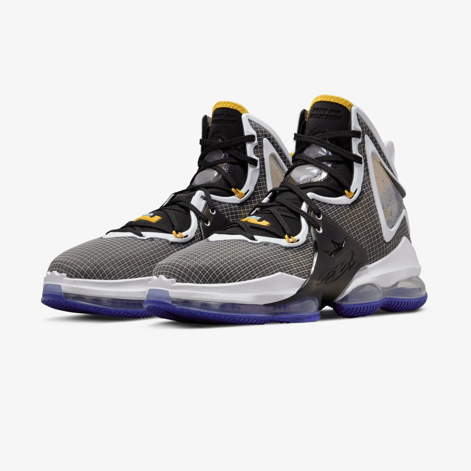 LeBron 19 - 'LA LA Land'