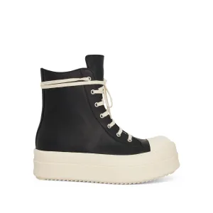 Megabumper Leather Sneaker in Black