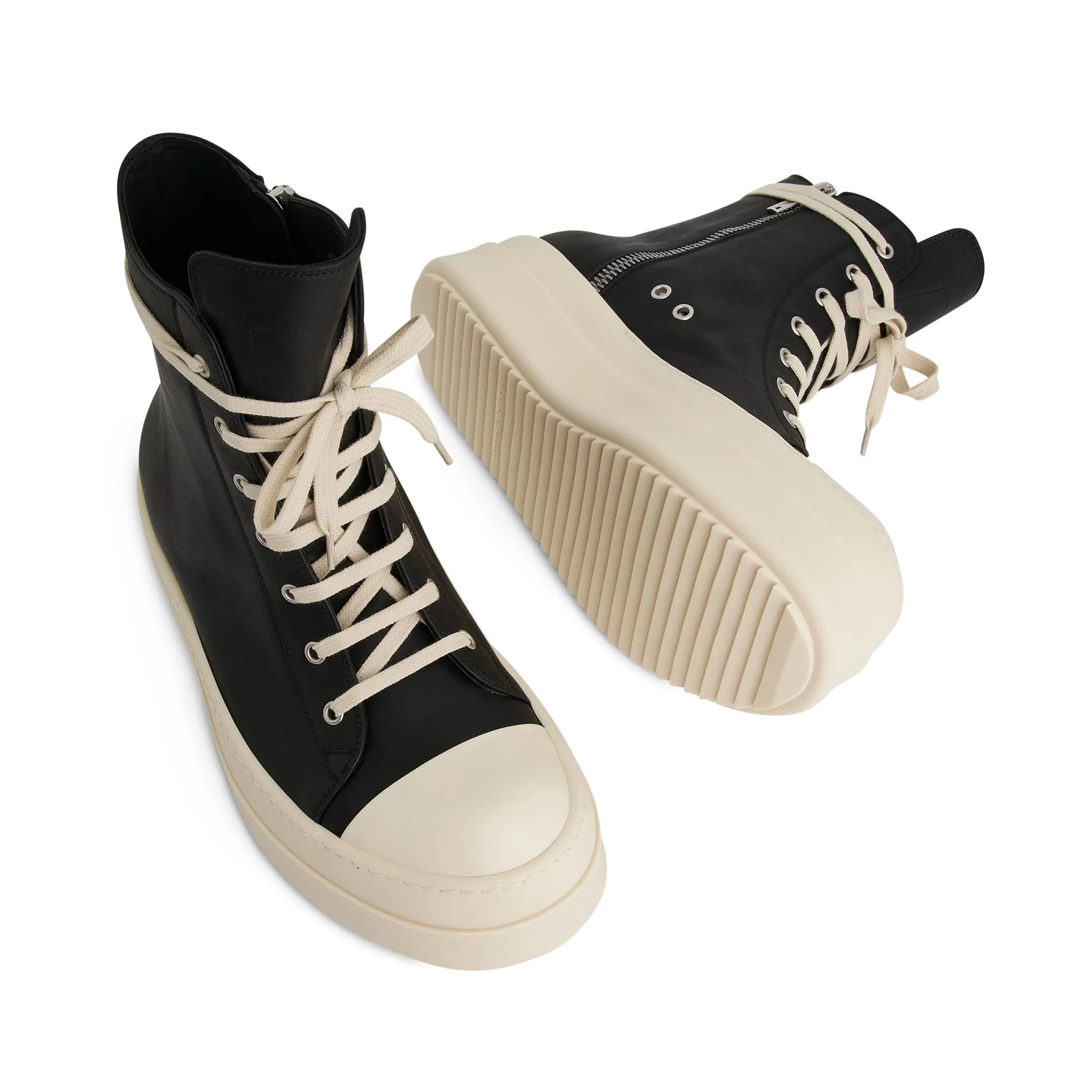 Megabumper Leather Sneaker in Black