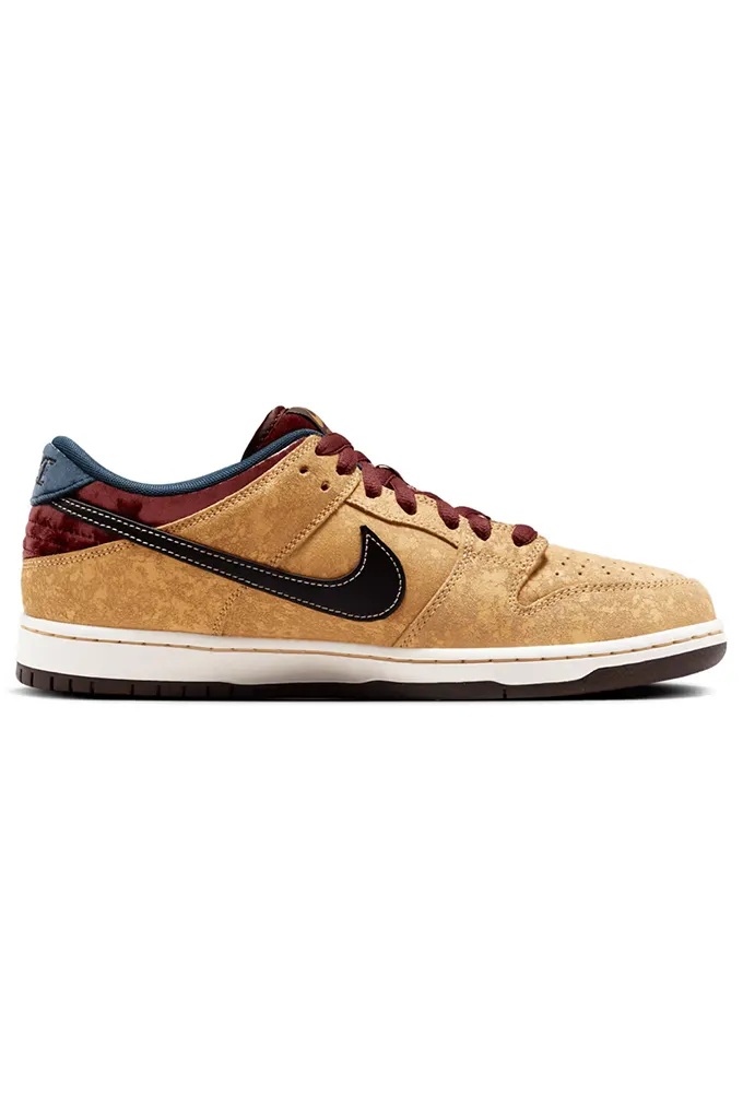 Nike SB Dunk Low Pro "City Of Cinema" Skate Shoes