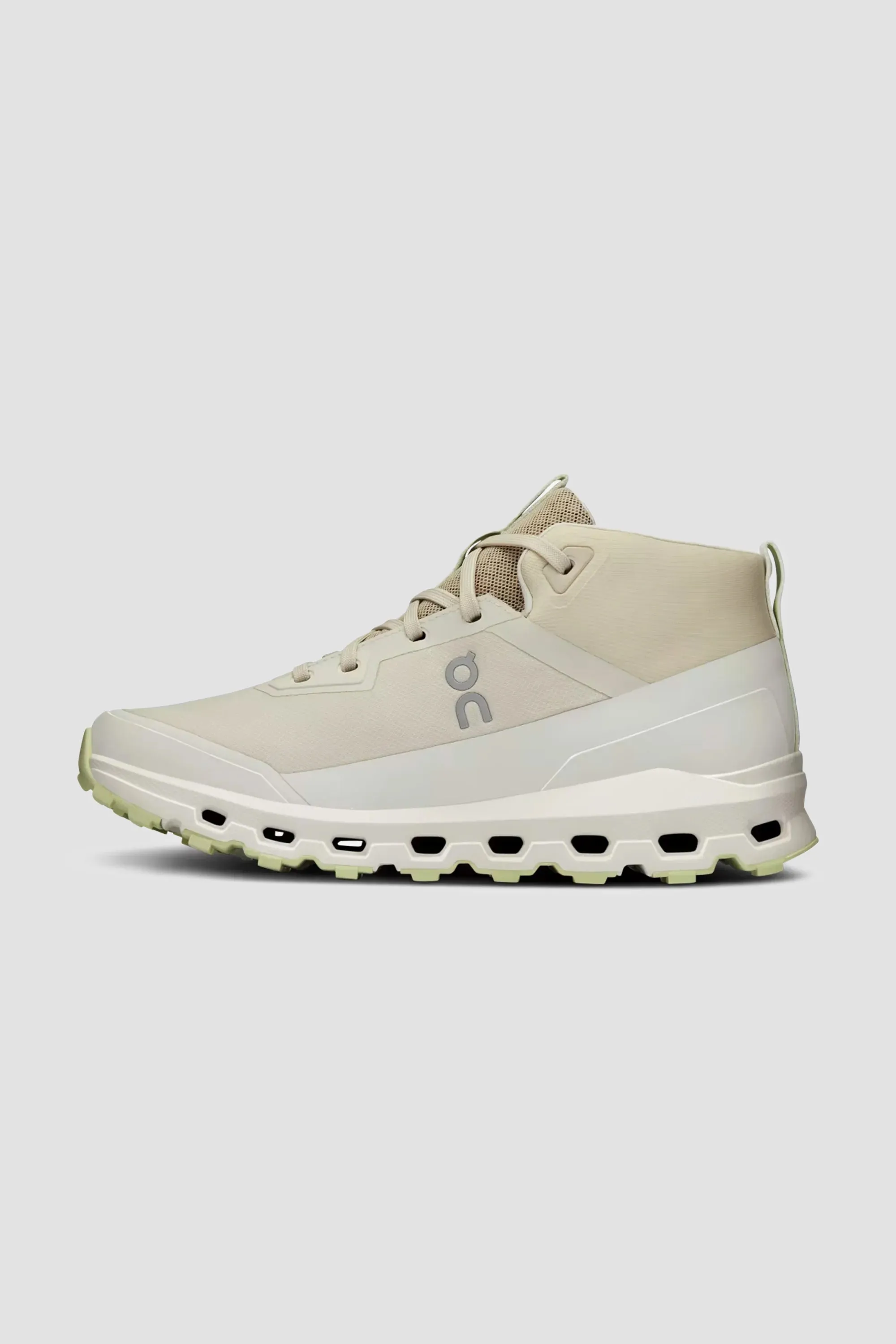 ON | Women's Cloudroam Waterproof in Ice/Limelight