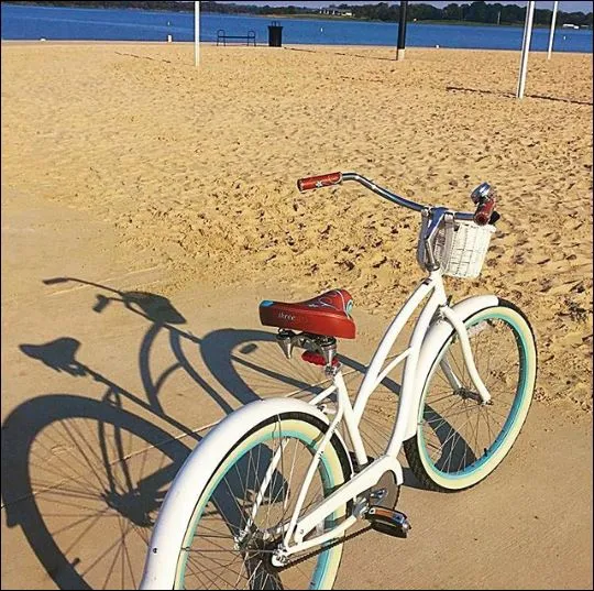 sixthreezero BE Woman 3 Speed Women's Beach Cruiser Bicycle