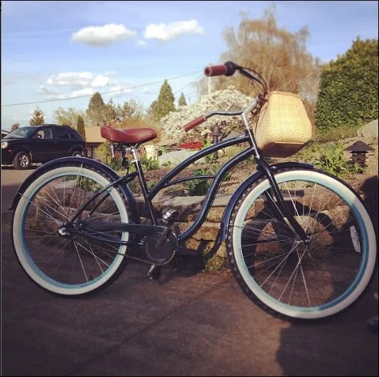 sixthreezero BE Woman 3 Speed Women's Beach Cruiser Bicycle