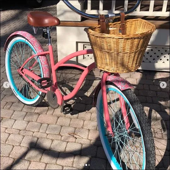 sixthreezero BE Woman 3 Speed Women's Beach Cruiser Bicycle