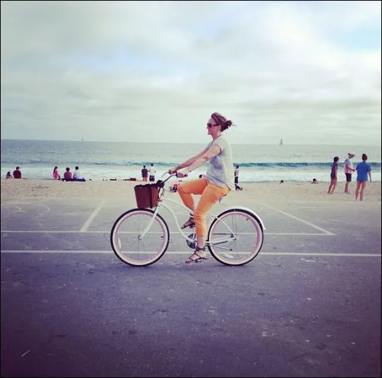 sixthreezero BE Woman 3 Speed Women's Beach Cruiser Bicycle