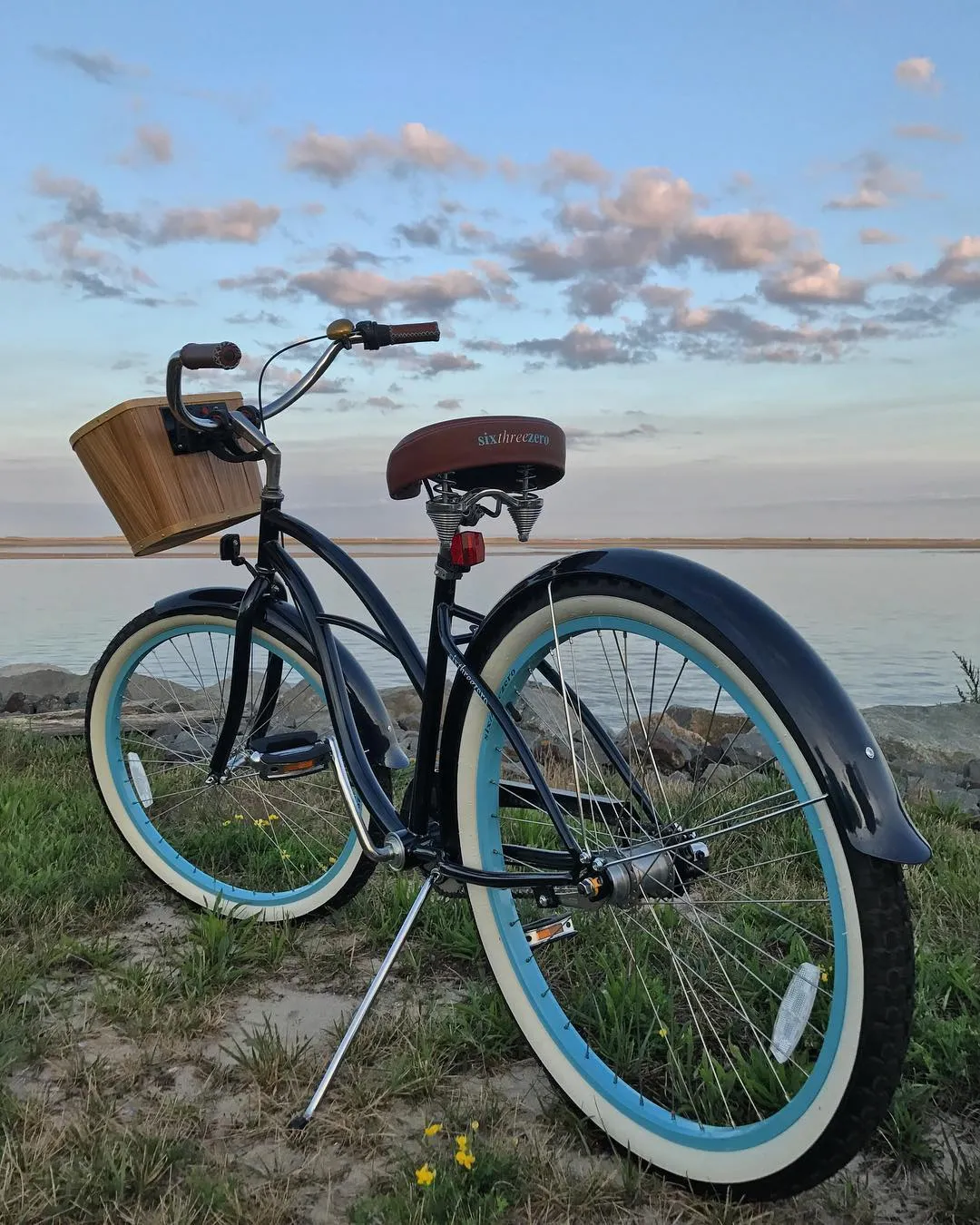 sixthreezero BE Woman 3 Speed Women's Beach Cruiser Bicycle