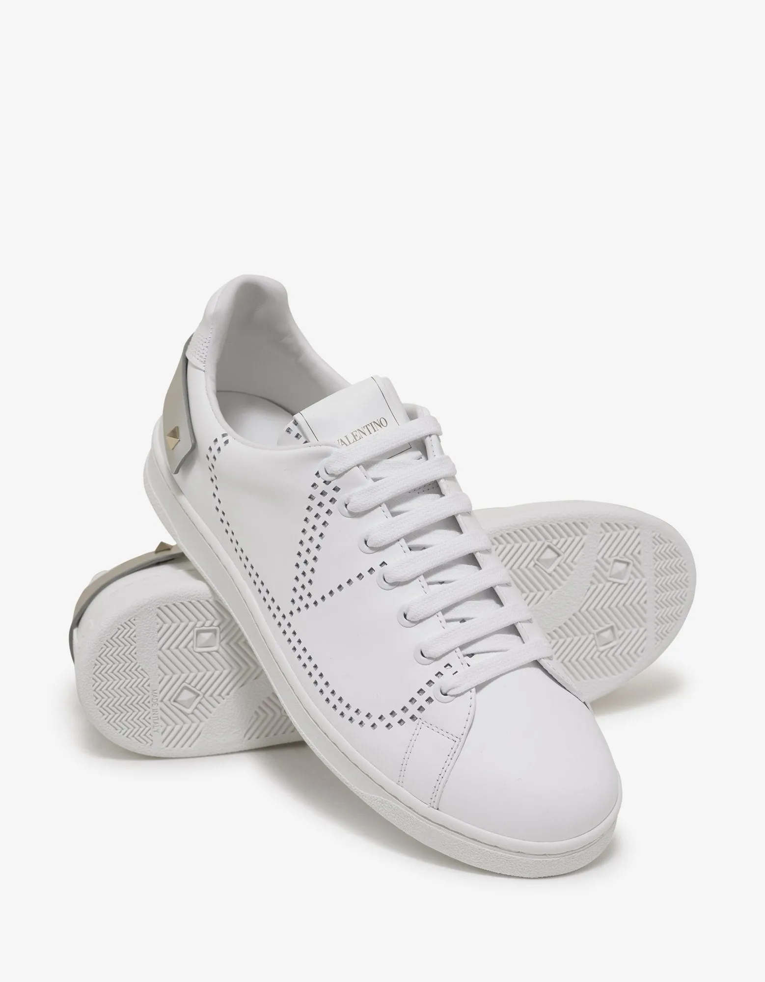 White Go Logo Tennis Trainers