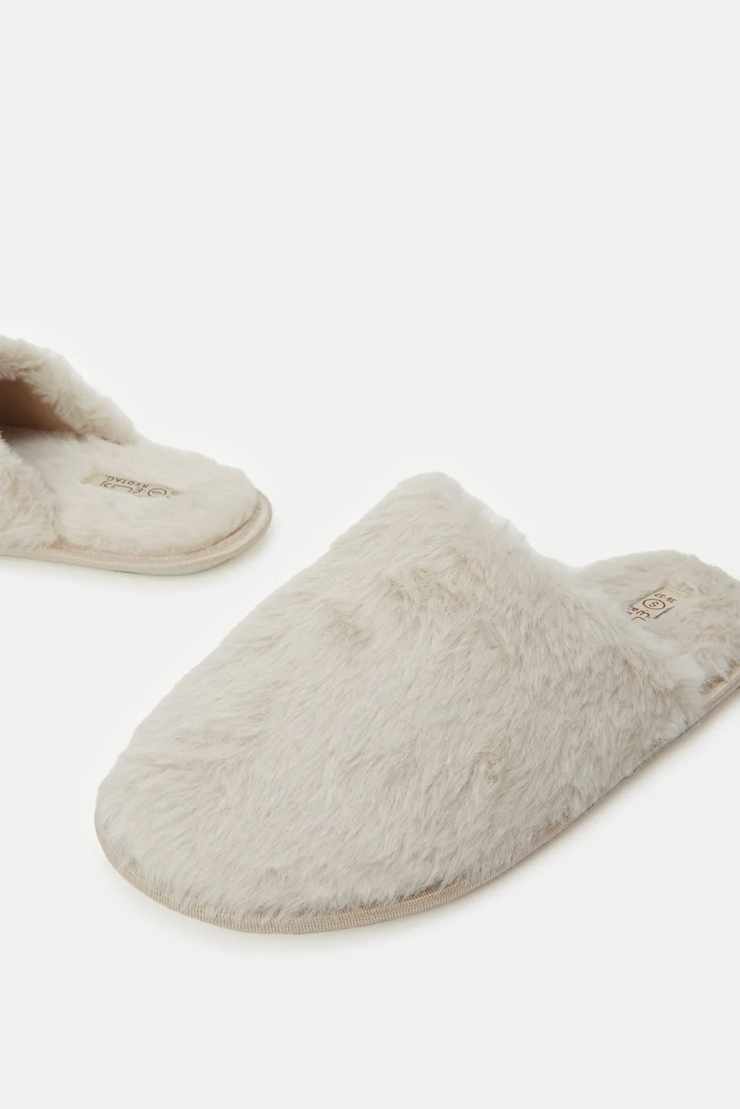 Women Taupe Closed Toe Slipper